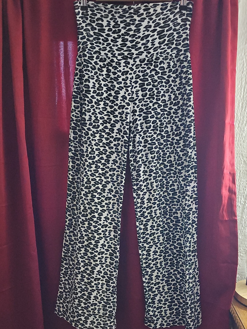 Rue21 Black & White Leopard Wide-Leg Pants